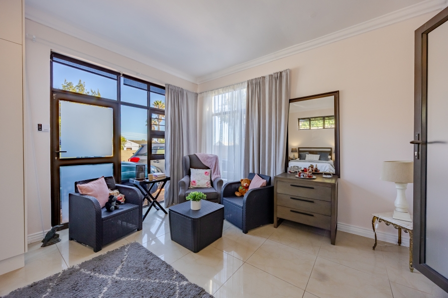 2 Bedroom Property for Sale in Capri Western Cape
